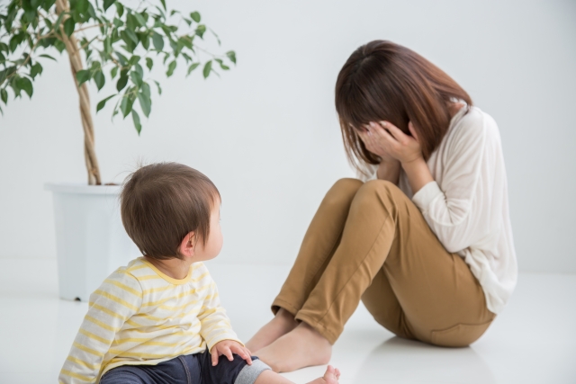 育児の悩みはどこに相談する よくある悩みと相談先 保育のひきだし こどもの可能性を引き出すアイデア集